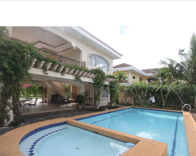 San Fermin Swimming Pool